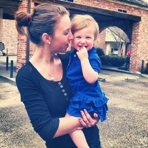 Meet your Posher, Emilie - Picture 8 of 8